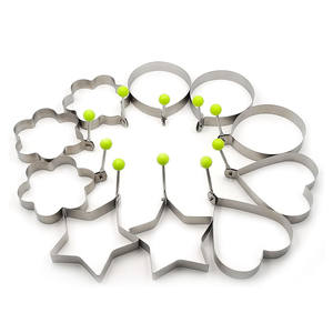 Moule à œufs en acier inoxydable antiadhésif avec poignée en silicone, formes variées (cœur, rond, fleur, étoile), vente en gros - Product Image 1