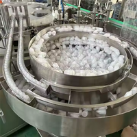 Machine de remplissage de bouteilles en verre efficace à grande vitesse 30ml 60ml 100ml Machine de remplissage d'huile essentielle Machine de remplissage pour parfum