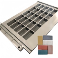 Moule à pavés en plastique robuste et réutilisable pour bricolage, idéal pour allées de jardin et chemins.
