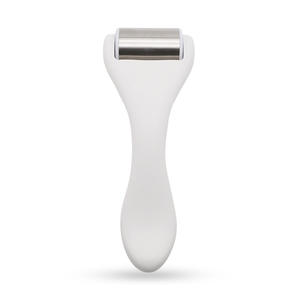 Großhandel Eis walze für Gesicht Hot Sale Hautpflege-Tool Gesichts <span class=keywords><strong>massage</strong></span> walze Edelstahl Gesicht Eis walze - Product Image 4