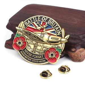 Insignia Conmemorativa <span class=keywords><strong>de</strong></span> la Batalla <span class=keywords><strong>de</strong></span> Britain Chapada <span class=keywords><strong>en</strong></span> Oro, Nunca Olvidaremos a Britain que Estuvo <span class=keywords><strong>Solo</strong></span>, Flor <span class=keywords><strong>de</strong></span> Amapola <span class=keywords><strong>en</strong></span> Relieve 3D con Esmalte - Product Image 6