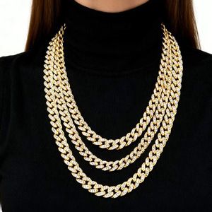 ชุดสร้อยคอแบบคิวบัน พังก์ โซ่ใหญ่ สีทอง สำหรับผู้ชายและผู้หญิง สไตล์ฮิปฮอป สตรีทแฟชั่น จี้ห้อยคอ ทันสมัย แฟชั่นลิจิง - Product Image 3