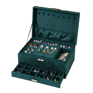 Boîte à <span class=keywords><strong>Bijoux</strong></span> en Velours Vert Foncé <span class=keywords><strong>Grande</strong></span> <span class=keywords><strong>Capacité</strong></span> Luxe Polyvalente Rangement de Bureau pour Bracelets Colliers en Daim - Product Image 5