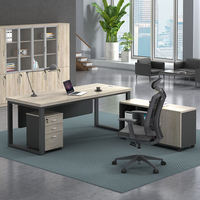 Escritorio Ejecutivo Moderno con Gabinete de Almacenamiento Móvil, Estructura de Madera Resistente, Mesa de Oficina Ecológica, Caja para Cables, Personalizable