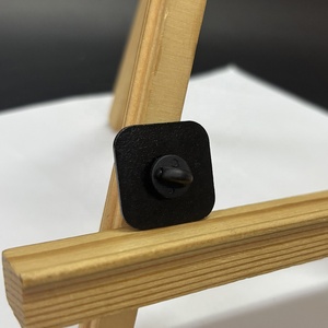 Alfileres de solapa de Anime personalizados a la moda, aleación de Zinc niquelada negra, insignias fundidas a presión, emblemas - Product Image 5