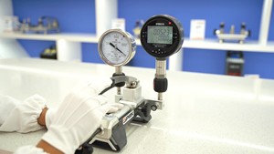 Calibrador Neumático Portátil de Baja Calibración de Venta Caliente - Product Image 4