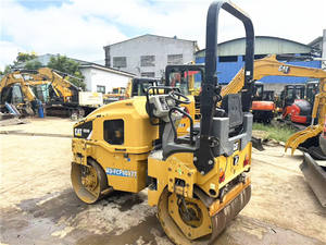 Apisonadora CAT CB24B original importada en buen estado a la venta. Apisonadora de ruedas DYNAPAC CA25 CA30 usada a la venta. - Product Image 3