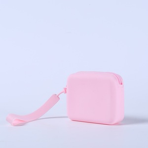 Sac de rangement multifonctionnel en silicone grande capacité, étanche, avec fermeture éclair, poignée souple, pour monnaie et nourriture pour chien, avec logo sérigraphié, vente en gros - Product Image 4