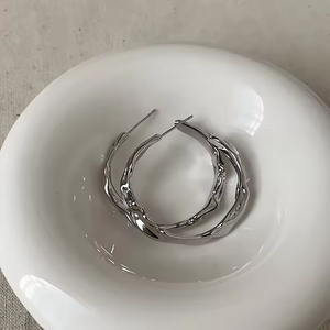 Joyería de Moda, Pendientes de Aro en Forma de C, Chapados en Oro, Resistentes al Agua, Personalizados, Atractivos, Regalo de Joyería para Mujer - Product Image 1