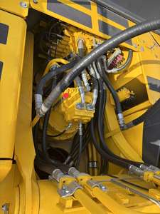 Excavadoras de gran tamaño Komatsu PC350 de segunda mano, adecuadas para el desarrollo de recursos y proyectos de infraestructura a gran escala. - Product Image 5