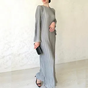 2024 EID Wholesale Ramadan Dubai Tunic Modest Plain Inner Slip Dress Long Sleeve Pleated Bell Sleeves Women Muslim Abaya Dress