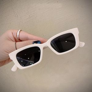 2024 Hot Retro <b>Small</b> Square Frame Full Rim Unisex Classic Sunglasses European Style Korean Version Luxury <b>White</b> UV400 Protection - Product Image 4