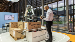 Robot collaboratif haute vitesse UR18, moteur principal, charge utile de 18 kg, portée de 950 mm, entraînement servo-électrique 6 axes, IP65, garantie 1 an - Product Image 5