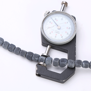 Cuentas de Piedras Preciosas de Grado AAA para la Fabricación de Joyas 2228 Turquesa y Ópalo Rojo Ovalado Suelto Calibrado con Certificado GIA - Product Image 2