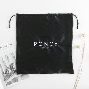 Sac à cordon en lin pour emballage domestique, sac cadeau de luxe biodégradable en mini satin velours avec logo personnalisé en relief pour maquillage et baseball - Product Image 2