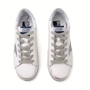 รองเท้าผ้าใบผู้ชาย Golden Sole White <span class=keywords><strong>Goose</strong></span> รุ่น Superstar Vintage Deluxe ระบายอากาศได้ดี แบบผูกเชือก รองเท้าฤดูหนาว หนังแท้ นุ่ม สวมใส่สบาย กันลื่น - Product Image 3