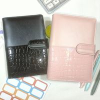Carnet de budget A6 personnalisé en cuir PU imprimé crocodile avec fermeture éclair et couverture à anneaux pour espèces – Vente en gros
