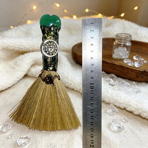 <span class=keywords><strong>Scopa</strong></span> <span class=keywords><strong>da</strong></span> <span class=keywords><strong>Strega</strong></span> in Cristallo Naturale a Forma di Cuore per Altare Wiccan, Rituale di Purificazione, Decorazione e Regalo - Product Image 4