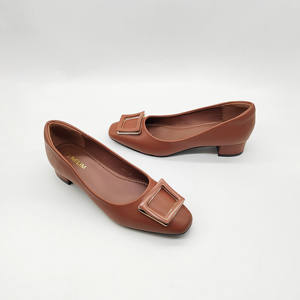 <span class=keywords><strong>Escarpins</strong></span> Élégants à Petit Talon Bloc avec Boucle Carrée en Cuir PU, Chaussures Décontractées pour Femmes, Idéales pour le Bureau ou les Tenues Habillées - Product Image 5