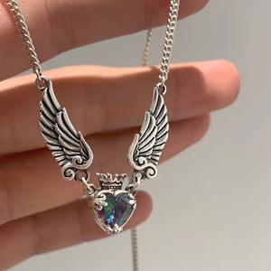 Vintage Distressed Retro Heart Crown Wing Collier Cadeau de vacances Bijoux Y2k Collier Bijoux Accessoires - Product Image 3