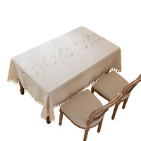 Nappe en lin à motif de feuilles brodées, style français, rose PetaTablecloth, nappe rectangulaire à vendre