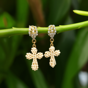 Boucles d'oreilles clous en perles croisées plaquées or, acier inoxydable 316L, durables, résistantes, bijoux de mode - Product Image 3