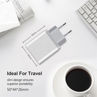 Chargeur de voyage universel 5V 2.4A 3 USB Adaptateur mural Portable EU Plug Mobile Phone Smart Charger