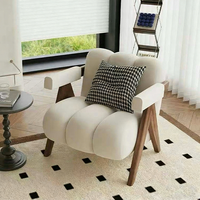 Fauteuil d'appoint populaire pour salon, chaise individuelle de luxe moderne et confortable en tissu avec pieds en bois pour la maison