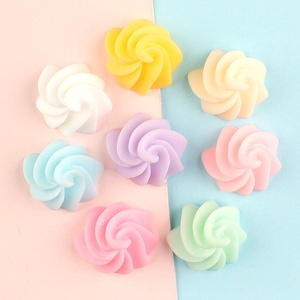 Dijes de Resina de Alta Calidad con Forma de Macaron para Manualidades, Adornos de Resina, Dijes de Resina para Hacer Joyas - Product Image 2