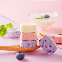 Bulk groothandel OEM gezonde gevriesdroogde yoghurtblokjes gemengde fruitsmaak snacks 10kg verpakking