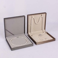 Boîte à bijoux carrée haut de gamme en flanelle, emballage cadeau en plastique pour colliers de perles et boucles d'oreilles, idéale pour les marques de bijoux et les magasins - Grande vente !