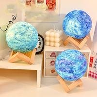 Lampe de chevet LED petite et décorative, peinte à la main, motif lune, pour chambre à coucher