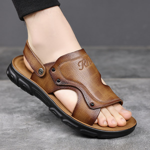 รองเท้าแตะหนังผู้ชาย พื้นยางกันลื่น ส้นสูง 1-3 ซม. รองเท้าลำลองใส่เที่ยวทะเล เดินป่า ขับรถ รองเท้าคุณพ่อ - Product Image 3