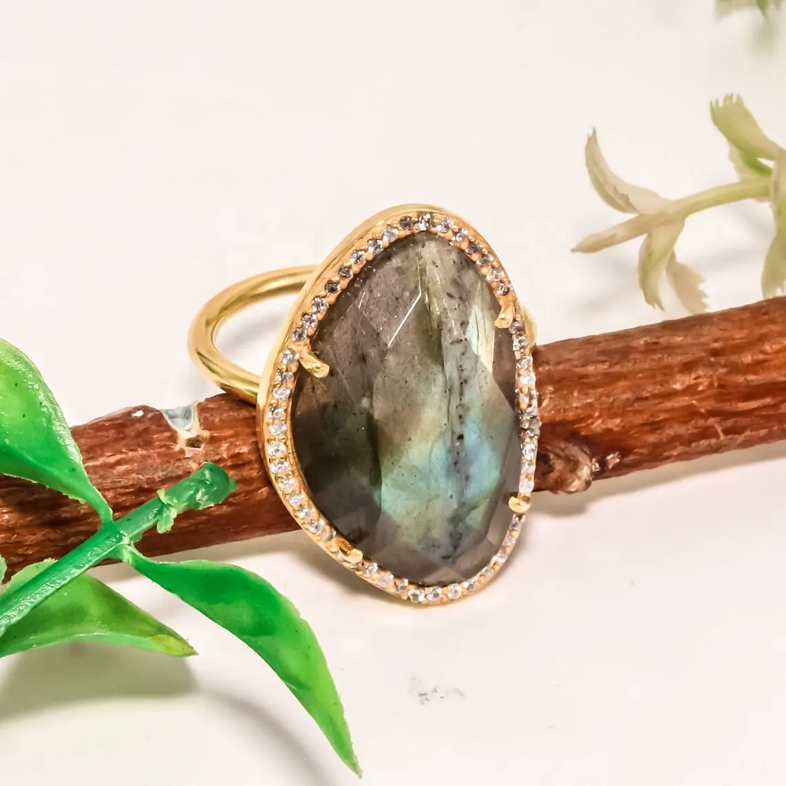 Labradorite Stone Engagement Rings for Women Fashion Jewelry Christmas Adjustable Large Size Oval Shape Natural Labradorite Ring