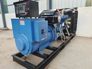 Groupe électrogène diesel synchrone triphasé d'occasion 300 kW, silencieux, avec dynamo et moteur intégrés - Product Image 6