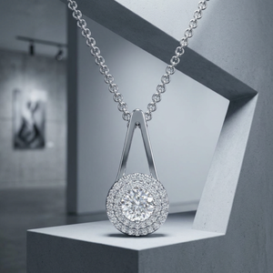Pendentif double halo en diamant de laboratoire argenté avec placage or, breloque en diamant taillé certifié IGI pour cadeau de mariage, bijoux de luxe - Product Image 4