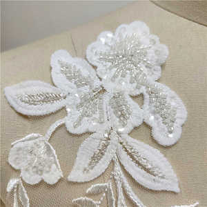 Hecho a mano blanco con cuentas encaje lentejuelas ajuste flor vestido de novia accesorio 100% algodón tela pegatina velo - Product Image 3