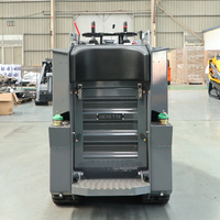 Derette V1000 Pro Mini Skid Steer Loader Kubota D902 Engine 25HP Compact Tracked Skid Steer XC1100 untuk Pekerja Lanskap Profesional.