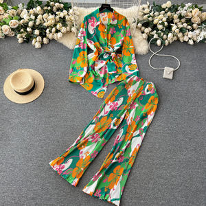 Conjunto Casual de Moda Floral para Mujer, Camisa Holgada de Manga Larga y Pantalones Drapeados de Cintura Alta - Product Image 3