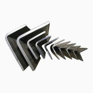 Cornière en acier doux perforée, non allié, conformes aux normes ASTM/JIS pour matériaux de construction métalliques - Product Image 1