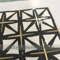 Mosaïque de marbre noir et blanc en jet d'eau, carreaux de sol en marbre, surface polie, forme de losange, machine de découpe au jet d'eau, médaillon en marbre