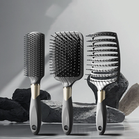 Peigne de massage laser à coussin d'air pour hommes (massage du cuir chevelu/volumisant) – Service de personnalisation en petite série pour usage domestique