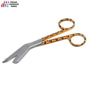 Juego de 3 Piezas de Instrumentos Médicos con Estampado de Leopardo: Pinza Kocher, Tijeras Lister para Vendajes. Proveedor Mayorista de Primera Calidad - Product Image 4