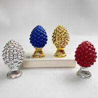 Objets de décoration en céramique porcelaine personnalisés porte-pomme de pin décoratif pour la maison Objets de luxe ornements de sculpture pour décorations de table