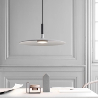 Plafonnier style nordique moderne et minimaliste, produit de luxe, lampe en forme d'ovni, lustre, idéal pour une salle à manger, une Table ou un Bar