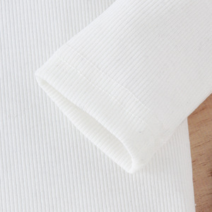 2025 set di abbigliamento per ragazze stile classico gilet nero senza maniche t-shirt cintura all'ingrosso <span class=keywords><strong>pantaloni</strong></span> <span class=keywords><strong>invernali</strong></span> per bambini - Product Image 5