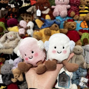 Divertidos y Cálidos Orejeras de Peluche Rosa y Blanco con Relleno de Algodón PP, Novedad de Navidad 2025, Muñeco de Peluche - Product Image 1