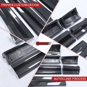 Jupes latérales de voiture en fibre de carbone sèche de style 707, qualité exceptionnelle, pour Aston Martin DBX - Product Image 3