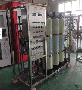 Système de <span class=keywords><strong>filtration</strong></span> par osmose inverse industrielle pour eau du robinet 500 l/h et 1000 l/h pour l'usine de traitement de l'eau potable pour l'eau de forage - Product Image 4