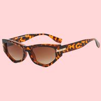 Lunettes de soleil œil de chat pour femme, monture intégrale, protection UV400, style rétro européen et américain, très tendance, idéales pour l'extérieur, cadeau parfait